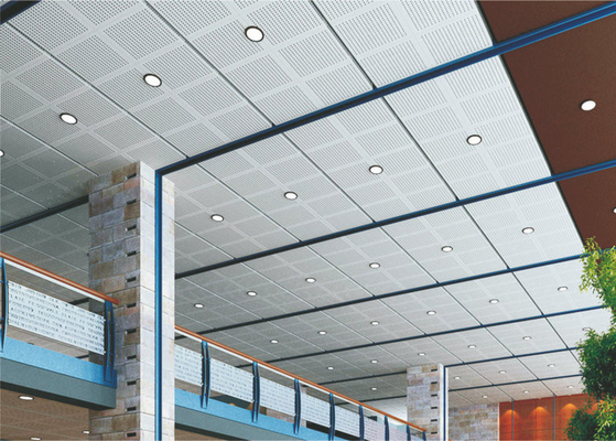 健全な補強の装飾的な音響の天井のタイルはロール コーティングとの耐火性の穴があきました