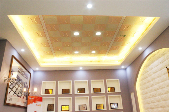 0.6mm の居間の装飾のためのアルミニウム低下の天井板