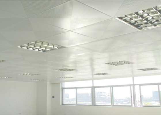 金属の建築材料、ISO SGS のために打ち抜かれる天井板の緑クリップを耐火性にして下さい